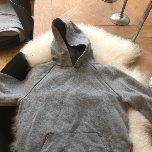 Preloved Zara men’s Heather grey kangaroo pouch hoodie in size S!! - Picture 1 of 6
